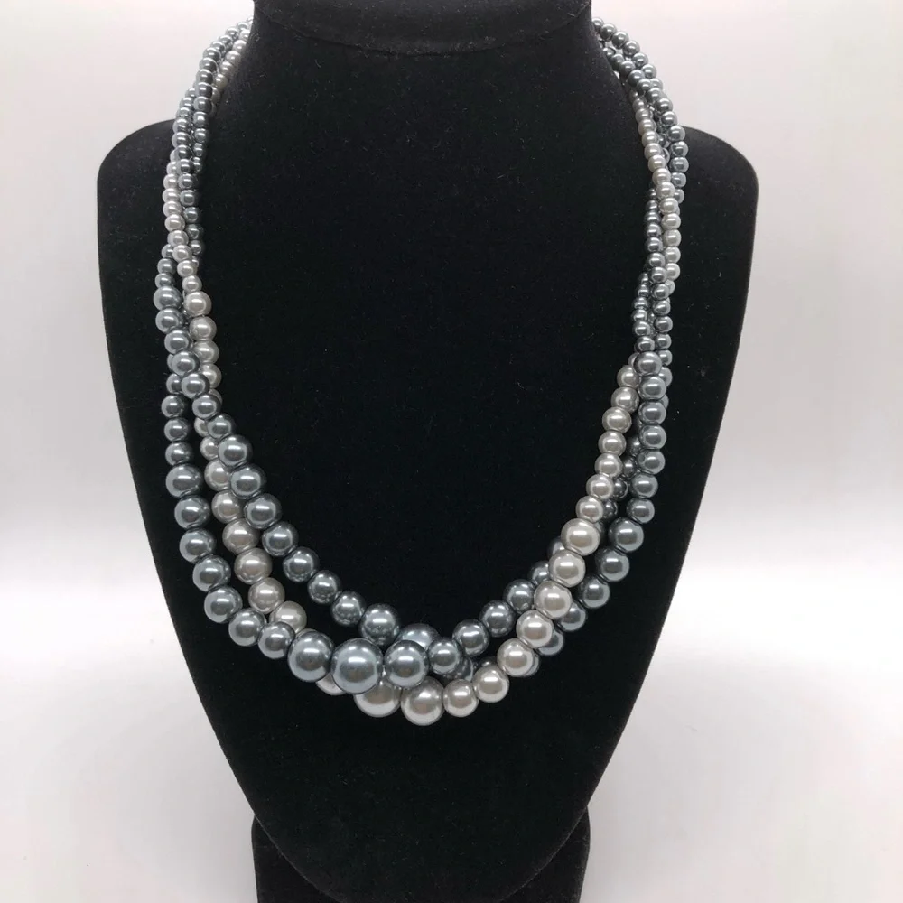 Triple strand 17” faux pearl necklace grey silver 3” extender - Picture 2 of 7